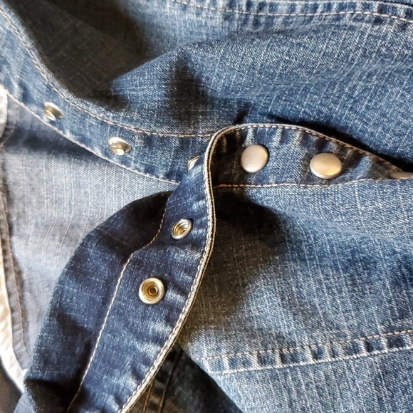 Demin jacket by Live A Little. - Picture 5 of 6